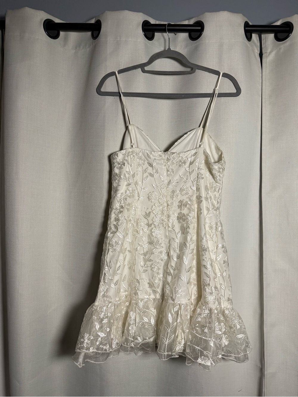 Lulus Lavish Lifestyle White Embroidered Ruffled Mini Dress Size Large - Picture 6 of 11